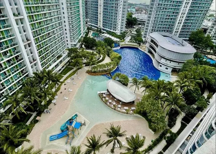 Azure Staycation Near Sm Bicutan Manila