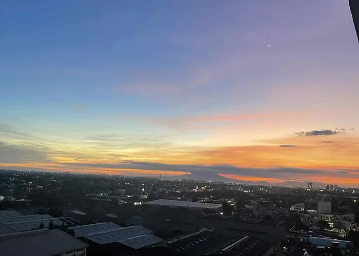 Apartment Azure Staycation Near Sm Bicutan